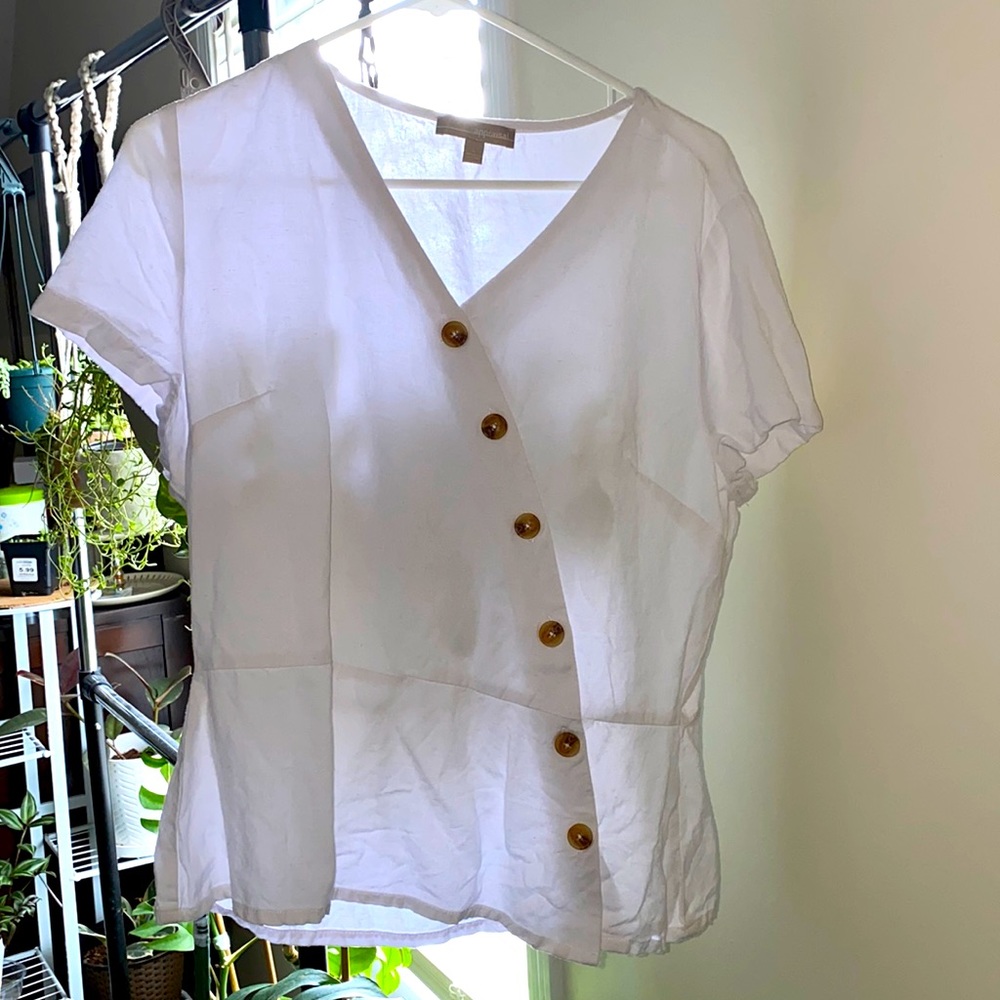 Brand: Appraisal. Size Large. Linen short sleeve top